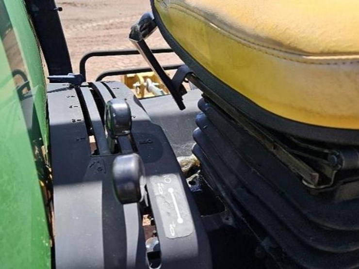john-deere-4610-image-13