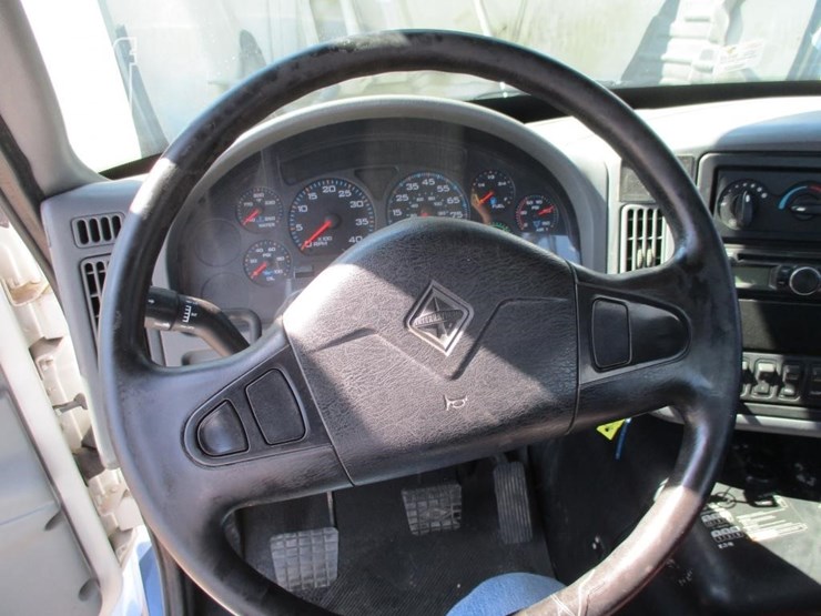 2005-international-transtar-8600-image-13
