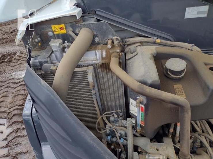 2023-bobcat-e60-image-47