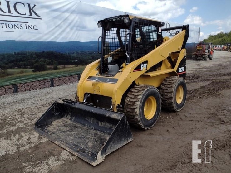 2005-caterpillar-262b-image-26