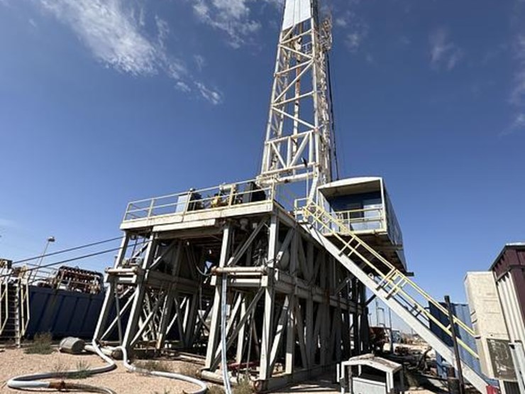 2011-caterpillar-3512-image-19