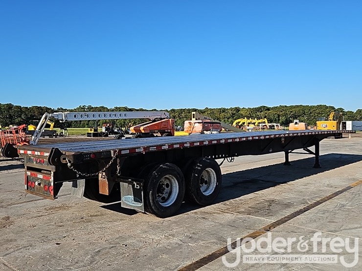 2002-utility-flatbed-image-11