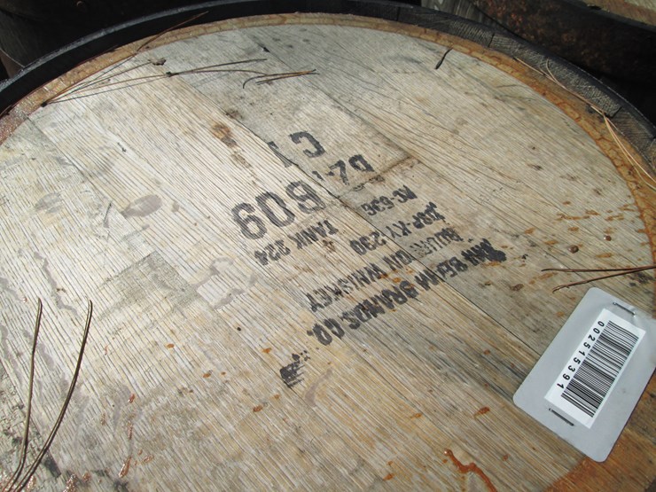 #29405-•-lot-of-(3)-whiskey-barrels-image-3