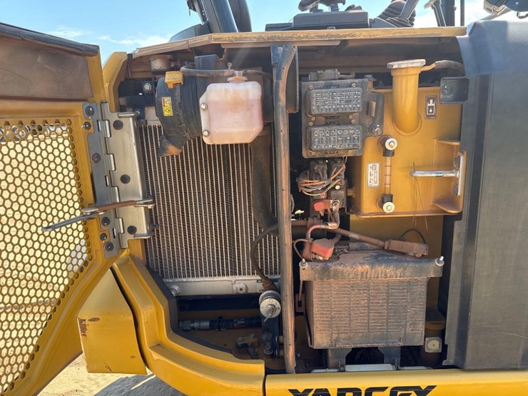 2022-caterpillar-303.5-image-17