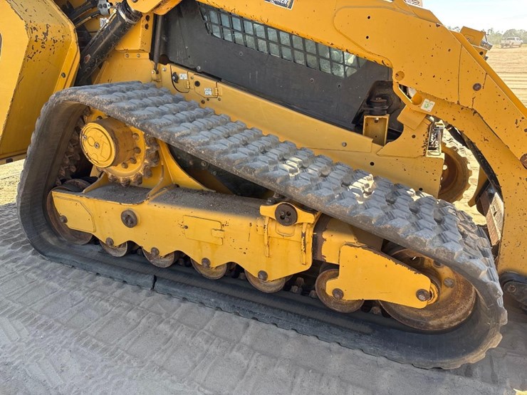 2020-caterpillar-299d3-xe-image-14