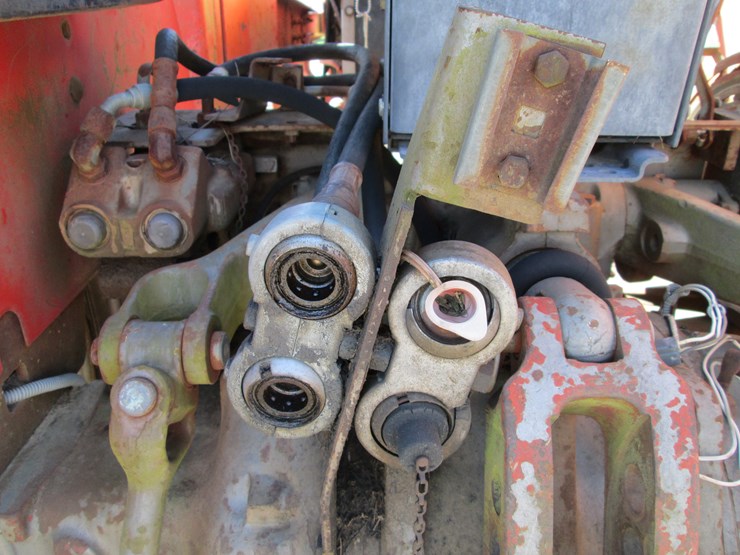 1980-massey-ferguson-275-image-8