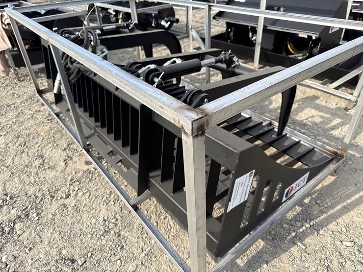 #2080-•-unused-jct-7'-skid-steer-rock-grapple-bucket-inv#-27496-image-4