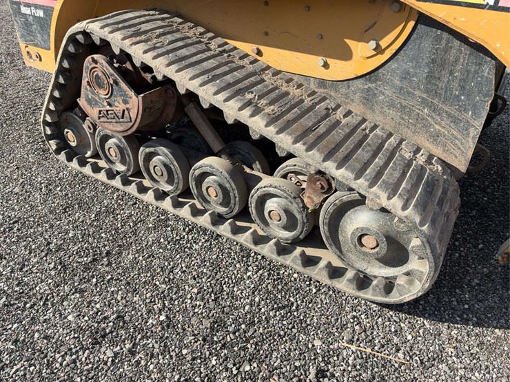 2005-caterpillar-257b-image-2