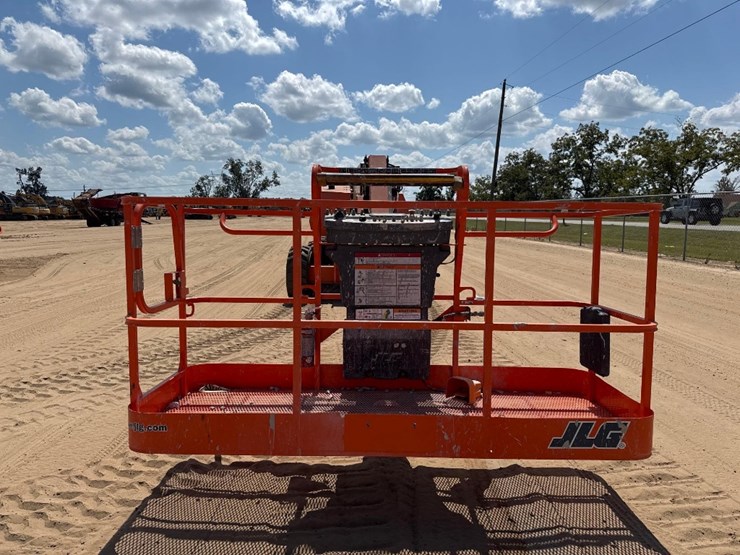 2005-jlg-660sj-image-7