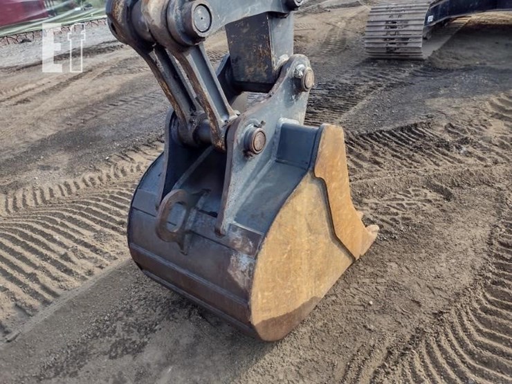 john-deere-210-image-16