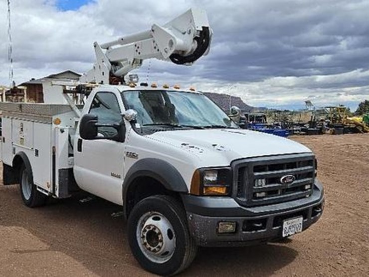 2006-ford-f550-image-6