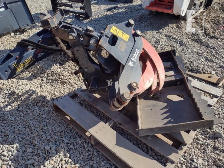 22-bobcat-log-grapple-image-4