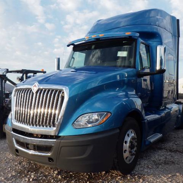 2019 INTERNATIONAL LT