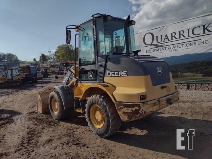 2017-deere-244kii-image-28