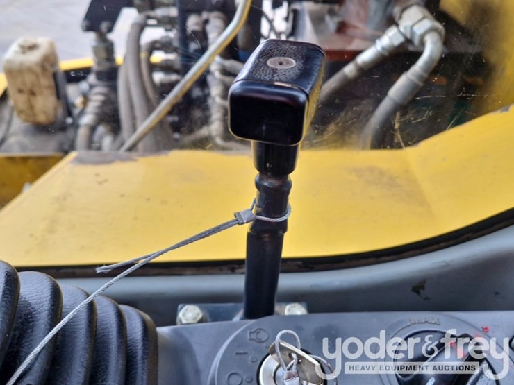 2014-komatsu-pc80mr-3-image-55