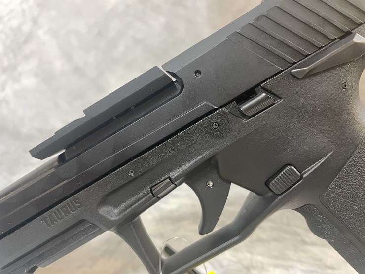 #4801-•-taurus-tx22-competition-22-lr-pistol,-sn:-1pt435457-image-17