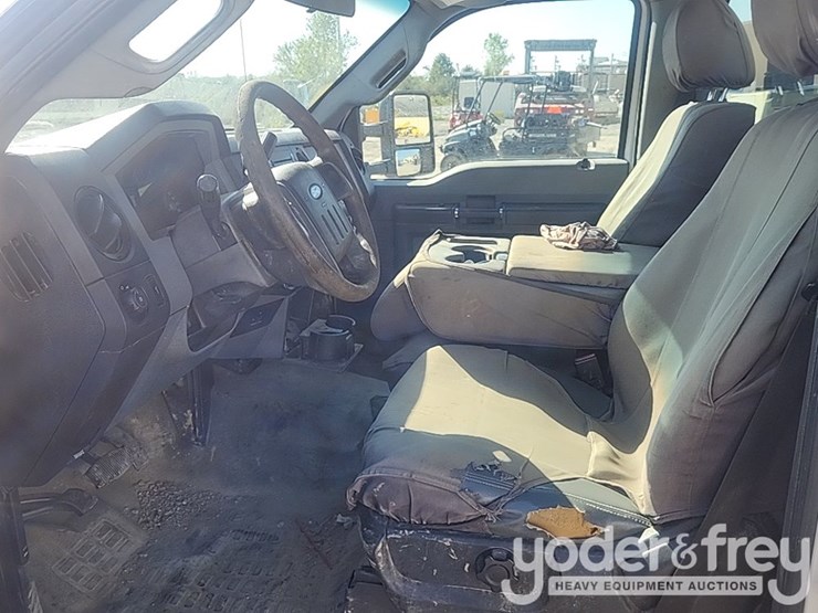 2014-ford-f350-image-12