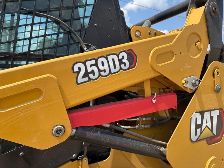 2023-caterpillar-259d3-image-20