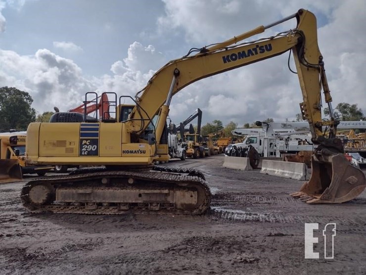 komatsu-pc290-lc-10-image-3