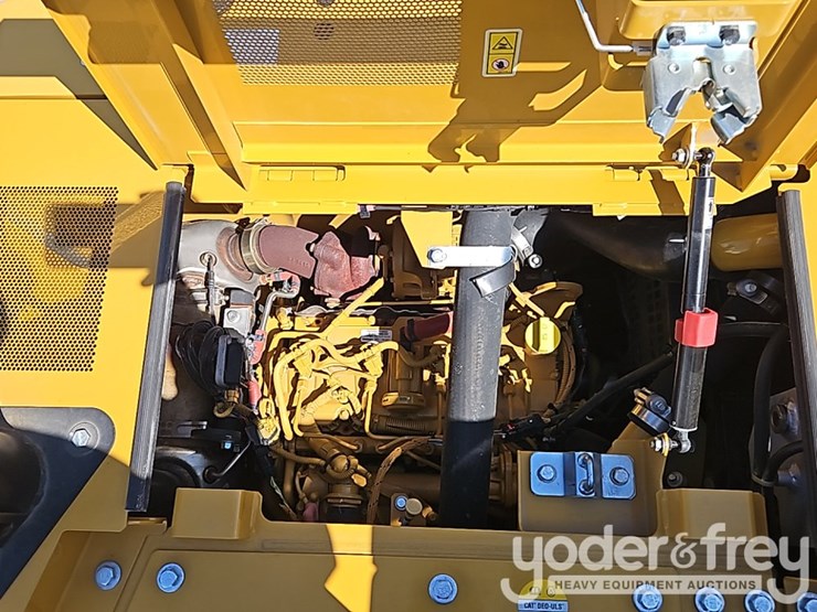 2022-caterpillar-315-gc-image-22