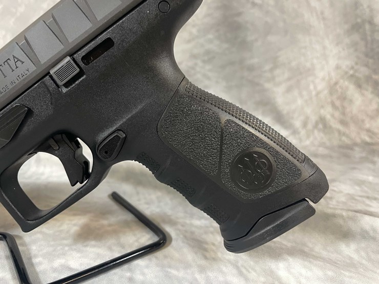 #4795-•-beretta-apx-9mm-luger-pistol,-sn:-a126539x-image-21