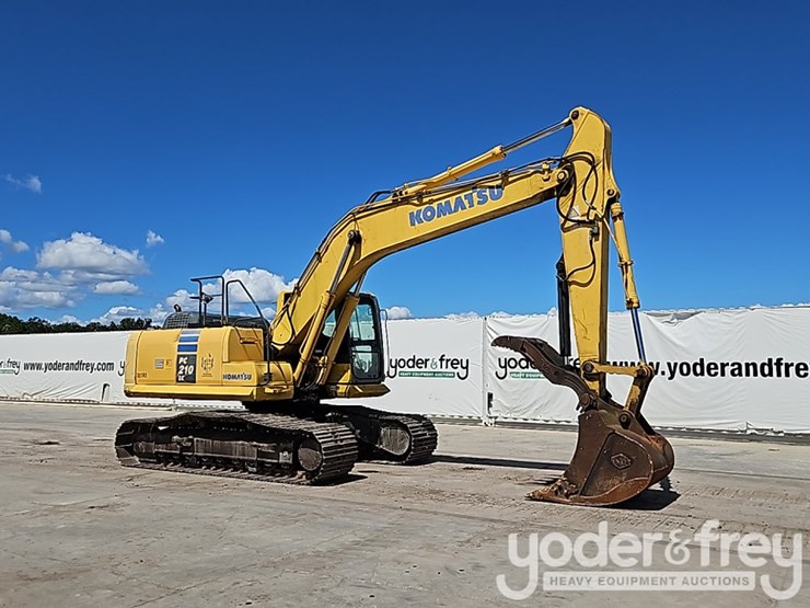 2015-komatsu-pc210-lc-10-image-7
