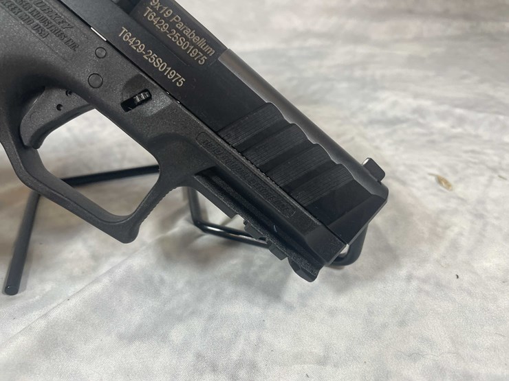 #4813-•-stoeger-str-9c-9mm-luger-pistol,-sn:-t6429-25s01975-image-12