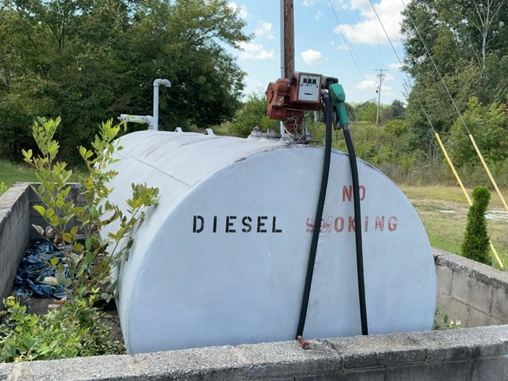 #202-•-fuel-tank-image-4