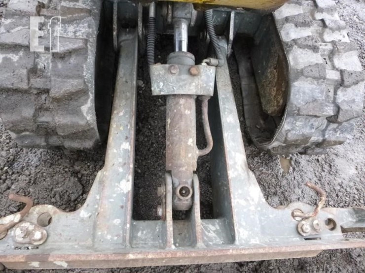 2016-wacker-neuson-803-image-21