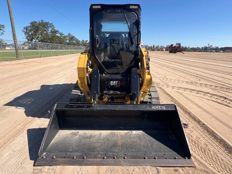 2024-caterpillar-255-skid-steer-image-6