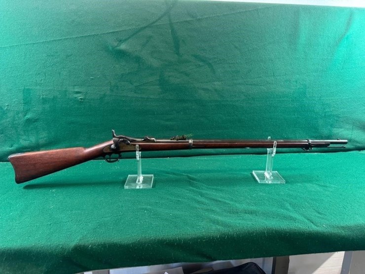 us-springfield-mdl-1884-trapdoor-rifle-image-1