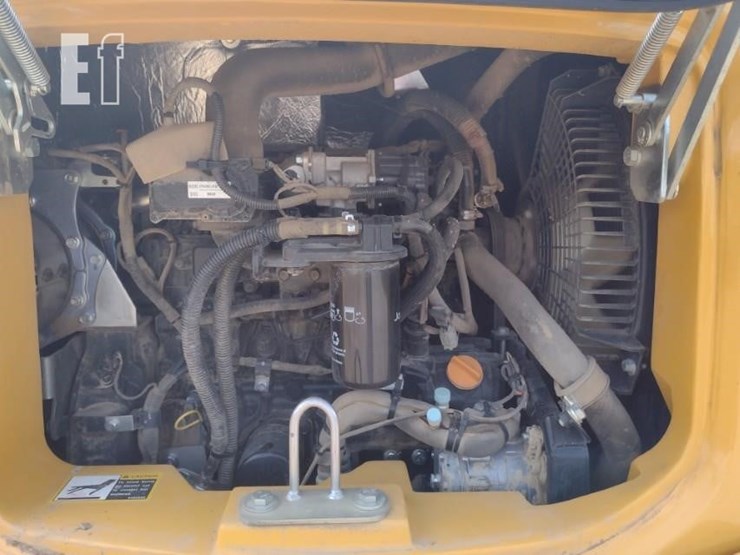 2022-deere-50g-image-45