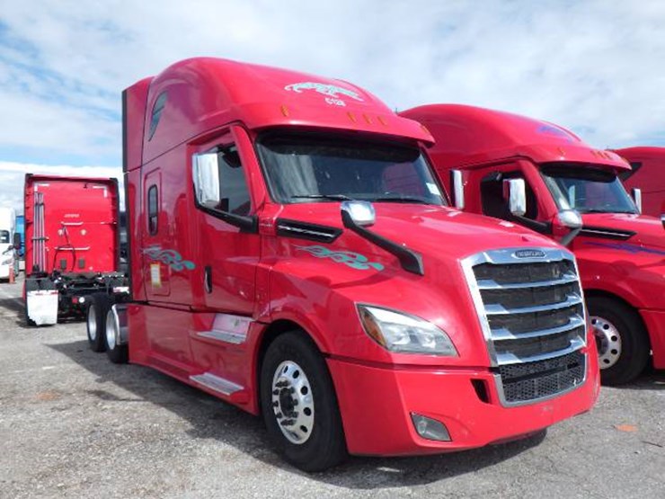 2023-freightliner-cascadia-126-image-2