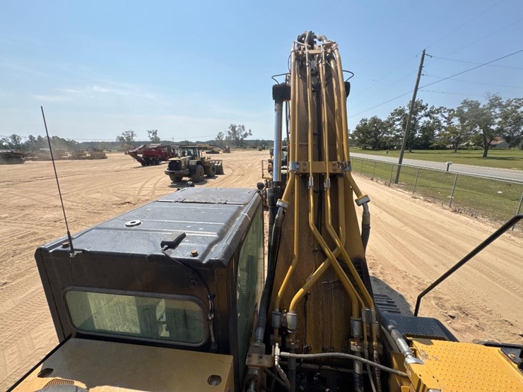 2014-caterpillar-336el-image-27
