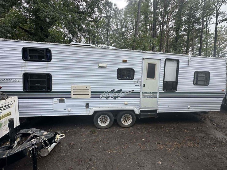 sportsmen-camper-trailer-image-6