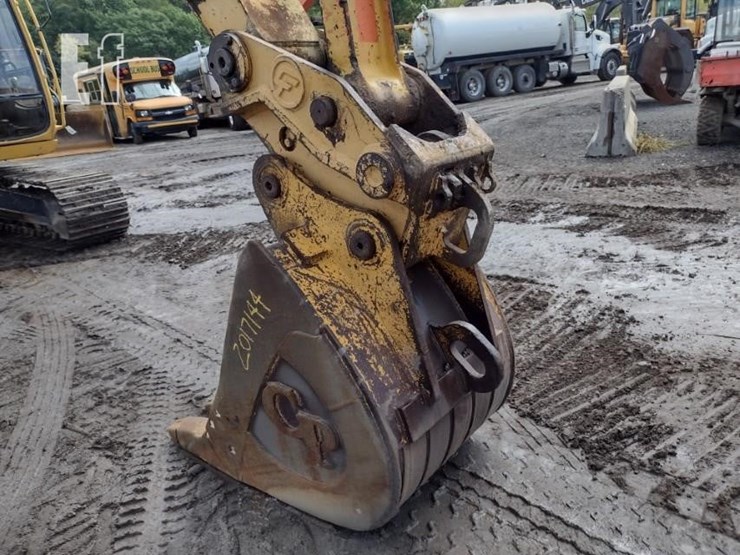 deere-120-image-16