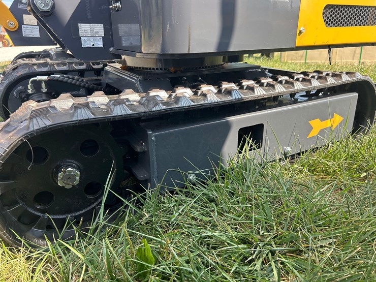 unused-cfg-industrial-mx12rx-mini-excavator-image-8