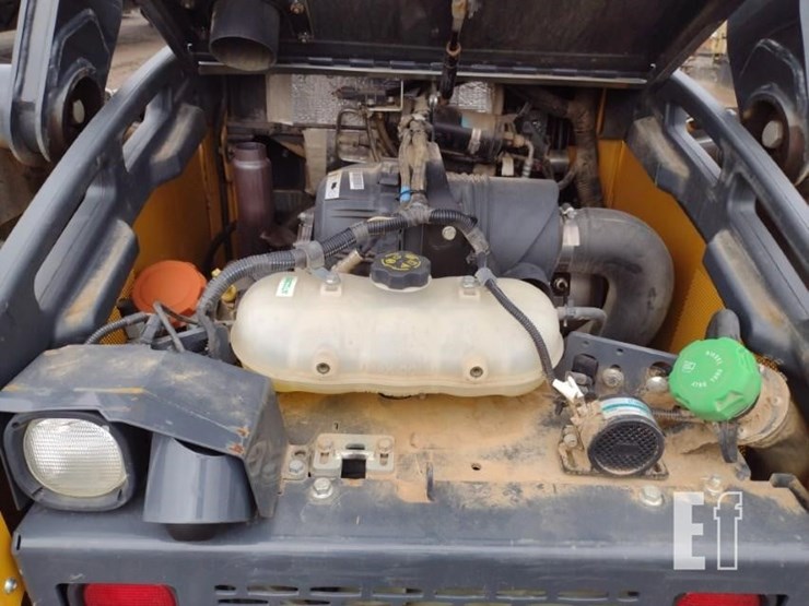 deere-325g-image-36