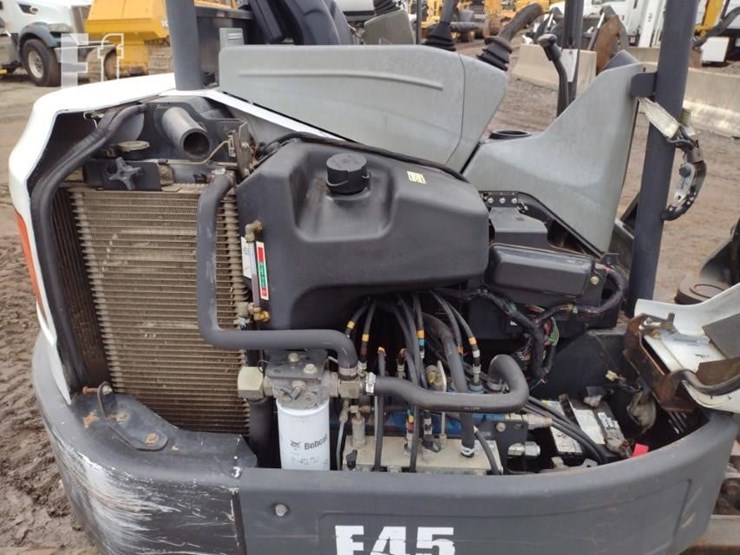 bobcat-e45-image-45