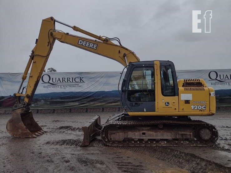 2006-deere-120c-image-1