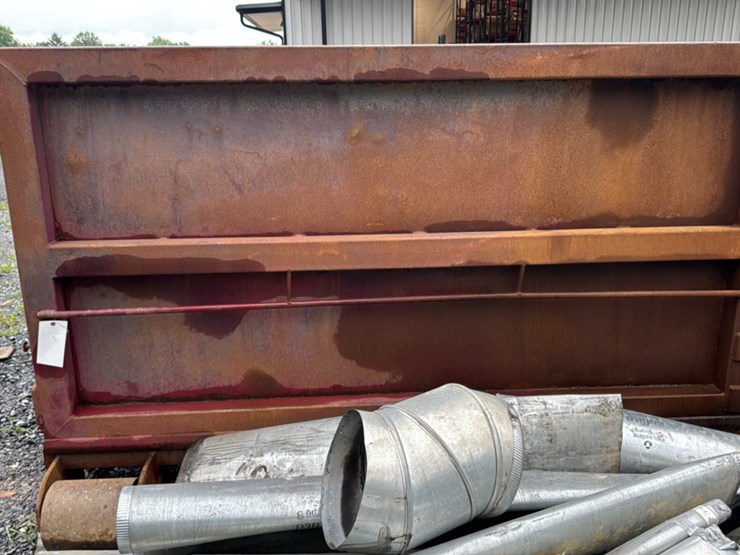 #140-•-roll-off-dumpster-image-4
