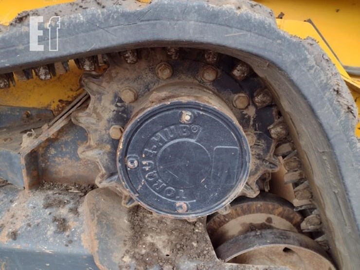 2022-deere-333g-image-25
