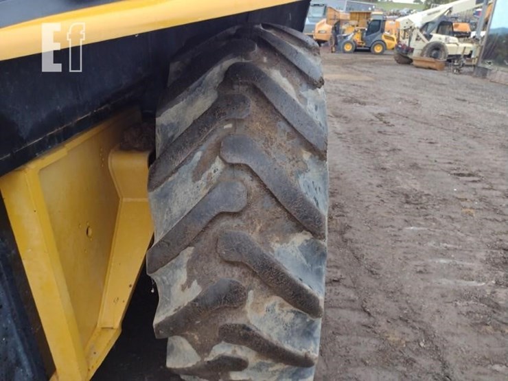 2006-caterpillar-416d-image-24