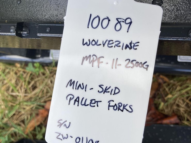 wolverine-mpf-11-2500g-mini-skid-pallet-forks-image-2