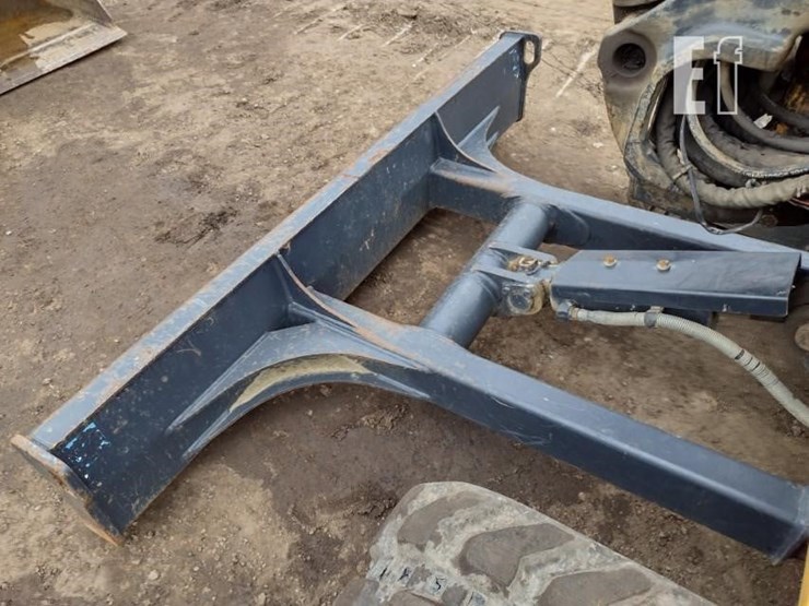 2019-deere-35g-image-27
