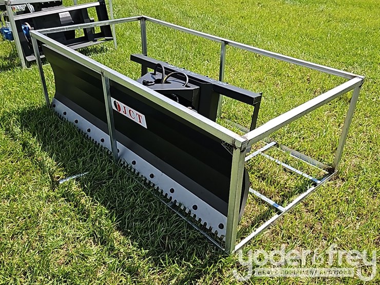 unused-jct-84"-dozer-blade-to-suit-skidsteer-image-1