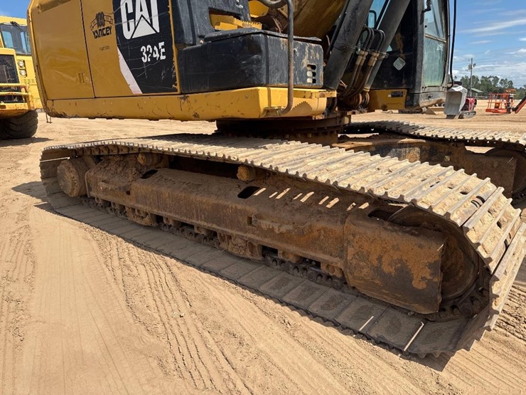 2014-caterpillar-324el-image-13