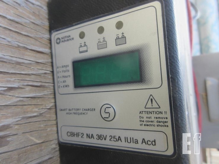 ez-go-textron-total-charge-batter-charger-image-7