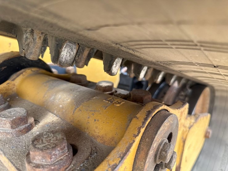 2020-caterpillar-299d3-xe-image-15