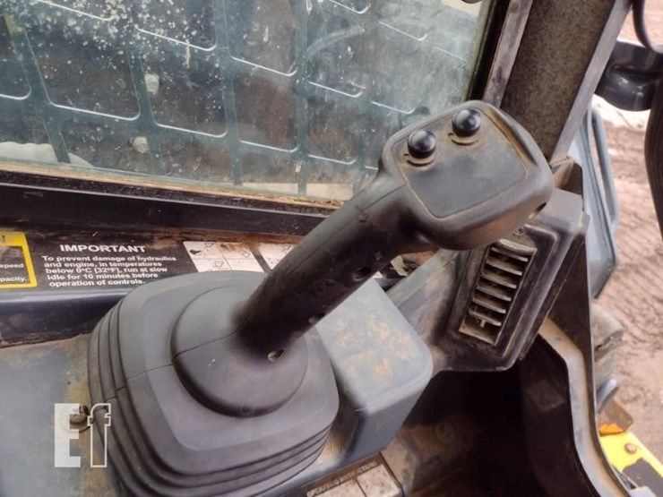 2022-deere-333g-image-10